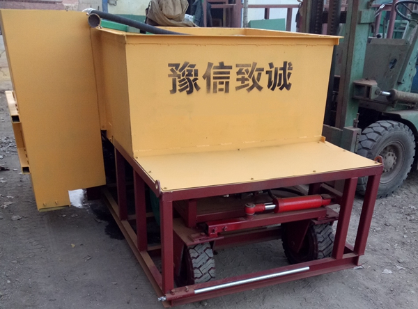 現澆路沿石機,路沿石滑模機